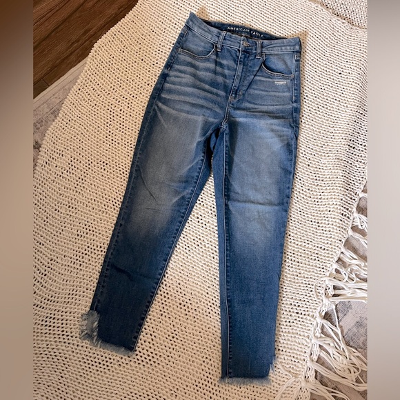 American Eagle Curvy High Waisted Cropped Jeans - Picture 2 of 6